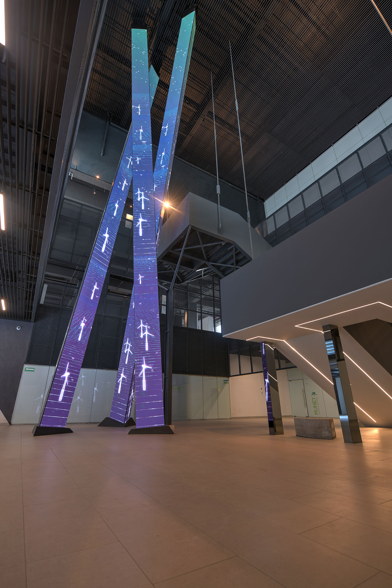 Torres de Luz MUNET - Imagen 1
